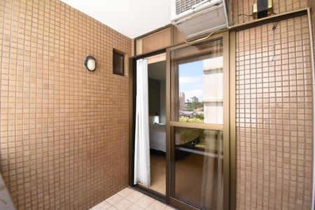 Studio para alugar com 37m², 1 quarto e 1 vagaSacada