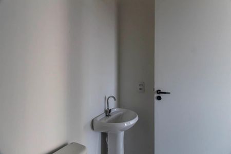 Apartamento para alugar com 35m², 2 quartos e sem vaga Apartamento para alugar com 35m², 2 quartos e sem vagaBanheiro