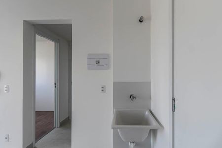 Apartamento para alugar com 35m², 2 quartos e sem vaga Apartamento para alugar com 35m², 2 quartos e sem vagaÁrea de Serviço