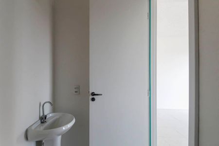 Apartamento para alugar com 35m², 2 quartos e sem vaga Apartamento para alugar com 35m², 2 quartos e sem vagaBanheiro