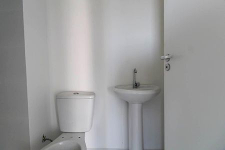 Apartamento para alugar com 35m², 2 quartos e sem vaga Apartamento para alugar com 35m², 2 quartos e sem vagaBanheiro