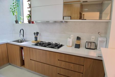 Apartamento à venda com 68m², 2 quartos e 1 vaga Apartamento à venda com 68m², 2 quartos e 1 vagaCozinha