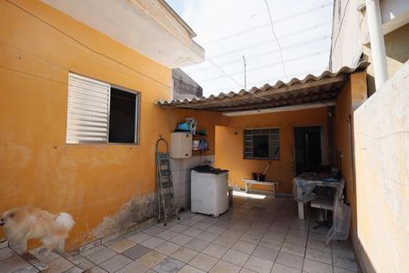 Casa à venda com 191m², 4 quartos e 4 vagas Casa à venda com 191m², 4 quartos e 4 vagasÁrea de Serviço / Quintal