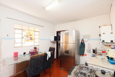 Casa à venda com 191m², 4 quartos e 4 vagas Casa à venda com 191m², 4 quartos e 4 vagasCozinha 1