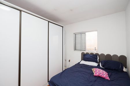 Casa à venda com 191m², 4 quartos e 4 vagas Casa à venda com 191m², 4 quartos e 4 vagasQuarto 2