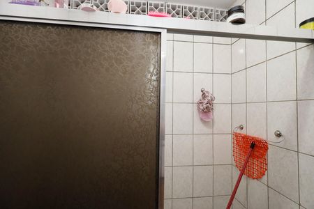 Casa à venda com 191m², 4 quartos e 4 vagas Casa à venda com 191m², 4 quartos e 4 vagasBanheiro 2