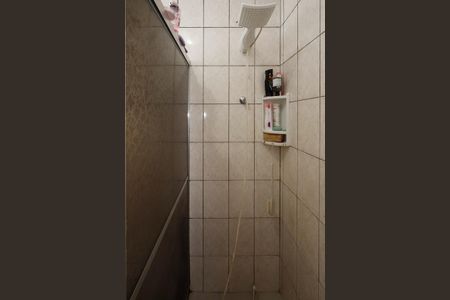 Casa à venda com 191m², 4 quartos e 4 vagas Casa à venda com 191m², 4 quartos e 4 vagasBanheiro 2