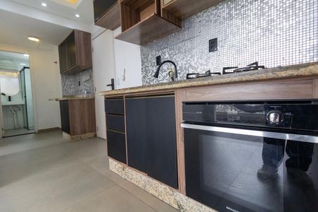 Apartamento para alugar com 39m², 2 quartos e 1 vaga Apartamento para alugar com 39m², 2 quartos e 1 vagaCozinha e Área de Serviço