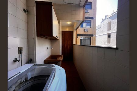 Apartamento para alugar com 100m², 2 quartos e 1 vaga Apartamento para alugar com 100m², 2 quartos e 1 vagaÁrea de serviço