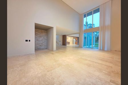 Casa de condomínio à venda com 460m², 4 quartos e 4 vagas Casa de condomínio à venda com 460m², 4 quartos e 4 vagasSala