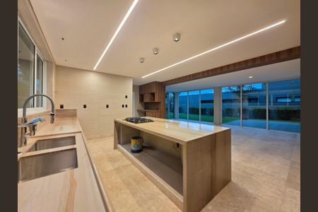 Casa de condomínio à venda com 460m², 4 quartos e 4 vagas Casa de condomínio à venda com 460m², 4 quartos e 4 vagasCozinha