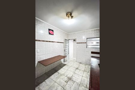 Casa à venda com 228m², 4 quartos e 1 vaga Casa à venda com 228m², 4 quartos e 1 vagaCozinha