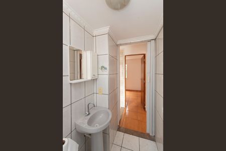 Banheiro de apartamento para alugar com 2 quartos, 48m² em Colônia (zona Leste), São Paulo