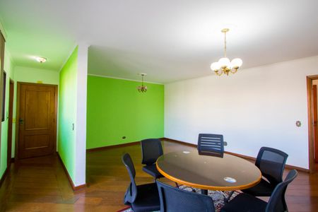 Apartamento para alugar com 140m², 3 quartos e 2 vagas Apartamento para alugar com 140m², 3 quartos e 2 vagasSala