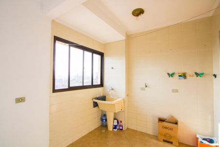 Apartamento para alugar com 140m², 3 quartos e 2 vagas Apartamento para alugar com 140m², 3 quartos e 2 vagasÁrea de serviço