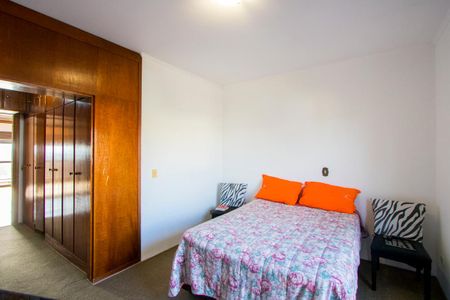 Apartamento para alugar com 140m², 3 quartos e 2 vagas Apartamento para alugar com 140m², 3 quartos e 2 vagasQuarto 1 - Suíte