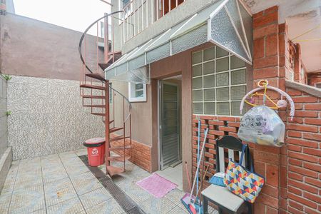 Casa à venda com 200m², 3 quartos e 3 vagas