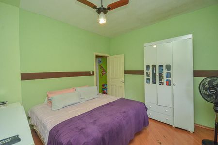 Casa à venda com 200m², 3 quartos e 3 vagas