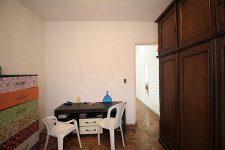 Casa à venda com 120m², 3 quartos e 2 vagasQuarto 2