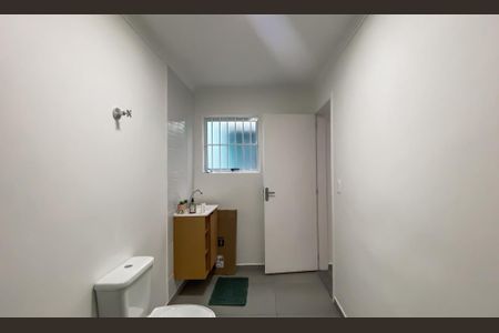 Lavabo de casa à venda com 3 quartos, 400m² em Vila Nhocuné, São Paulo