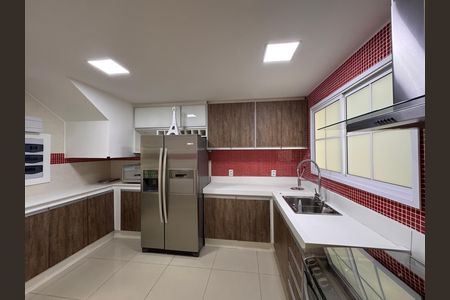 Casa de condomínio para alugar com 260m², 4 quartos e 4 vagas Casa de condomínio para alugar com 260m², 4 quartos e 4 vagasCozinha