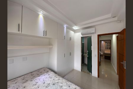 Casa de condomínio para alugar com 260m², 4 quartos e 4 vagas Casa de condomínio para alugar com 260m², 4 quartos e 4 vagasSuíte 3