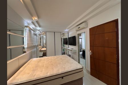 Suíte 1 de casa de condomínio para alugar com 4 quartos, 260m² em Recreio dos Bandeirantes, Rio de Janeiro