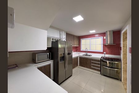 Casa de condomínio para alugar com 260m², 4 quartos e 4 vagas Casa de condomínio para alugar com 260m², 4 quartos e 4 vagasCozinha