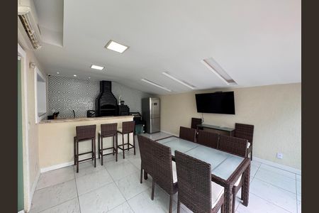 Casa de condomínio para alugar com 260m², 4 quartos e 4 vagas Casa de condomínio para alugar com 260m², 4 quartos e 4 vagasÁrea Gourmet