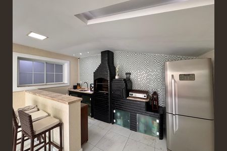 Casa de condomínio para alugar com 260m², 4 quartos e 4 vagas Casa de condomínio para alugar com 260m², 4 quartos e 4 vagasÁrea Gourmet
