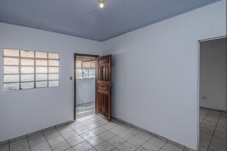 sala_4 de casa para alugar com 1 quarto, 35m² em Vila Brasilina, São Paulo
