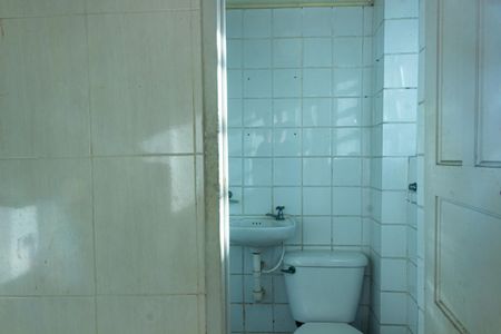 Casa à venda com 261m², 3 quartos e 2 vagasBanheiro Social