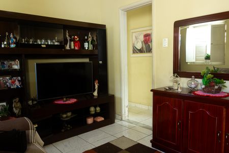 Casa à venda com 261m², 3 quartos e 2 vagasSala