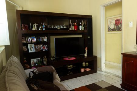 Casa à venda com 261m², 3 quartos e 2 vagasSala