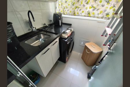 Apartamento à venda com 60m², 2 quartos e 1 vaga Apartamento à venda com 60m², 2 quartos e 1 vagaÁrea de Serviço