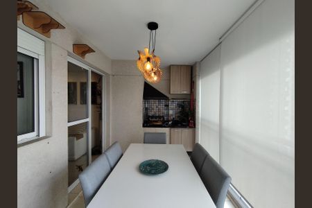 Apartamento à venda com 60m², 2 quartos e 1 vaga Apartamento à venda com 60m², 2 quartos e 1 vagaVaranda gourmet