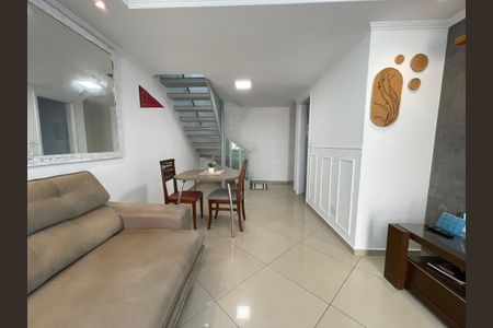 Sala de casa de condomínio à venda com 2 quartos, 80m² em Jardim Sarah, São Paulo