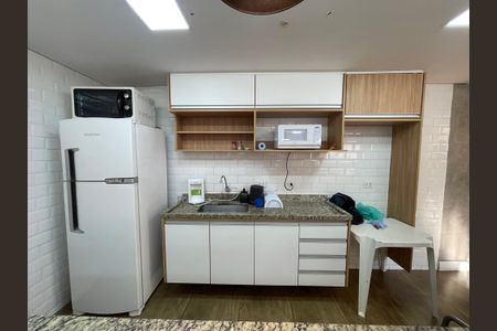 Casa de condomínio à venda com 80m², 2 quartos e 2 vagas Casa de condomínio à venda com 80m², 2 quartos e 2 vagasÁrea comum - Salão de festas