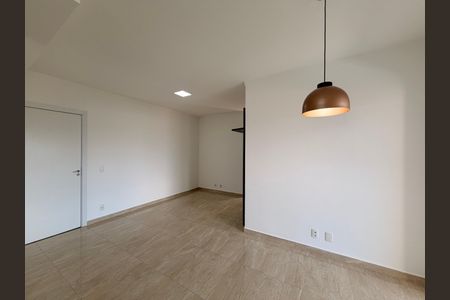 Apartamento à venda com 67m², 2 quartos e 2 vagasSala