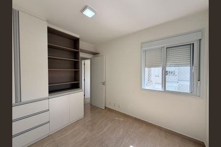 Apartamento à venda com 67m², 2 quartos e 2 vagasQuarto 2