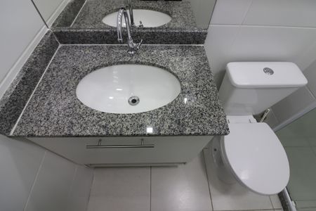 Apartamento à venda com 57m², 2 quartos e 1 vagaBanheiro Social