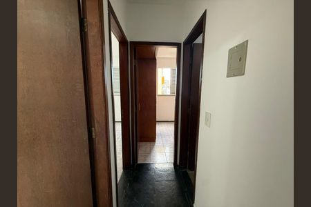 Corredor de apartamento à venda com 3 quartos, 55m² em Havaí, Belo Horizonte