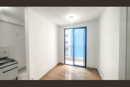 Apartamento à venda com 39m², 2 quartos e sem vaga Apartamento à venda com 39m², 2 quartos e sem vagaSala