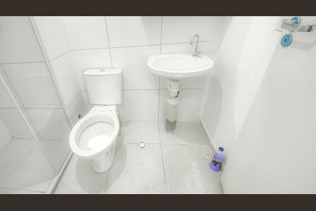 Apartamento à venda com 39m², 2 quartos e sem vaga Apartamento à venda com 39m², 2 quartos e sem vagaBanheiro