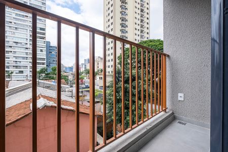 Studio para alugar com 24m², 1 quarto e sem vaga Studio para alugar com 24m², 1 quarto e sem vagaStudio - Varanda