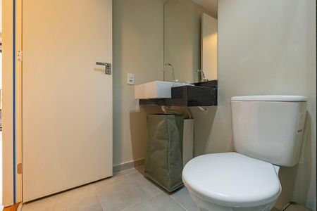 Studio para alugar com 24m², 1 quarto e sem vaga Studio para alugar com 24m², 1 quarto e sem vagaBanheiro