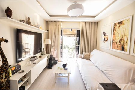 Apartamento à venda com 83m², 2 quartos e 1 vagaSala