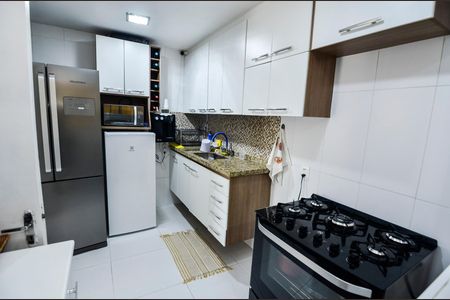 Apartamento à venda com 83m², 2 quartos e 1 vagaCozinha