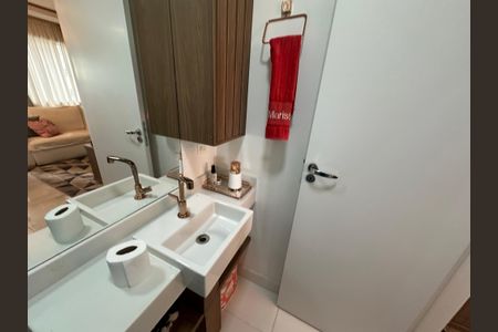 Apartamento à venda com 53m², 2 quartos e sem vaga Apartamento à venda com 53m², 2 quartos e sem vagaLavabo