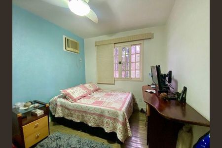 Casa à venda com 3 quartos, 200m² em Maria Paula, Niterói